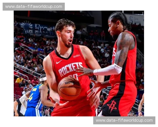 巅峰对决，火勇恩怨再续：NBA火箭vs勇士直播，一场不容错过的篮球盛宴！